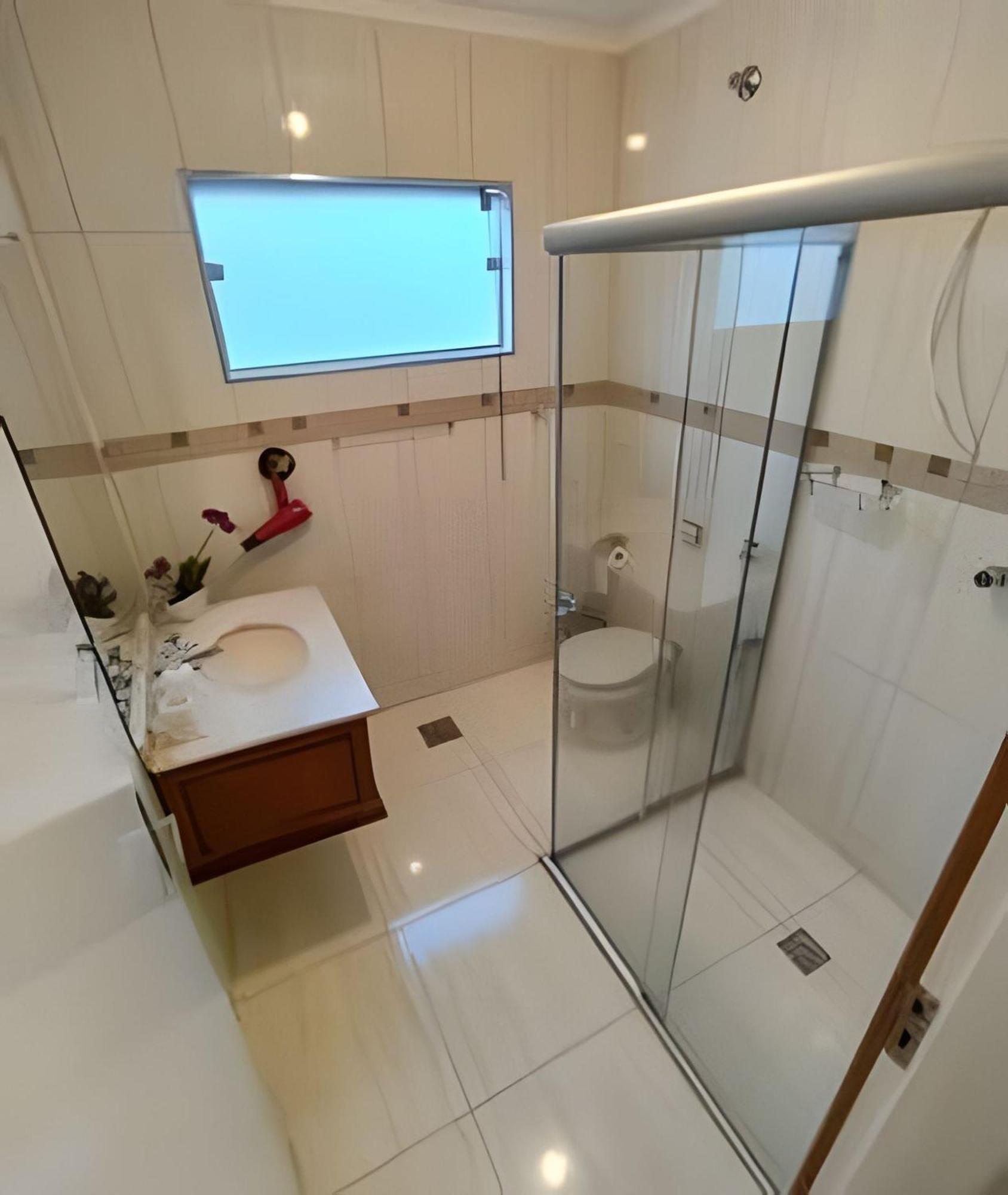 Casa Reformada, 2 Qts, Prox. Ao Santuario Nacional Apartment Aparecida  Luaran gambar